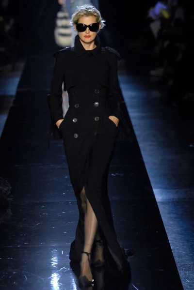 Look 30